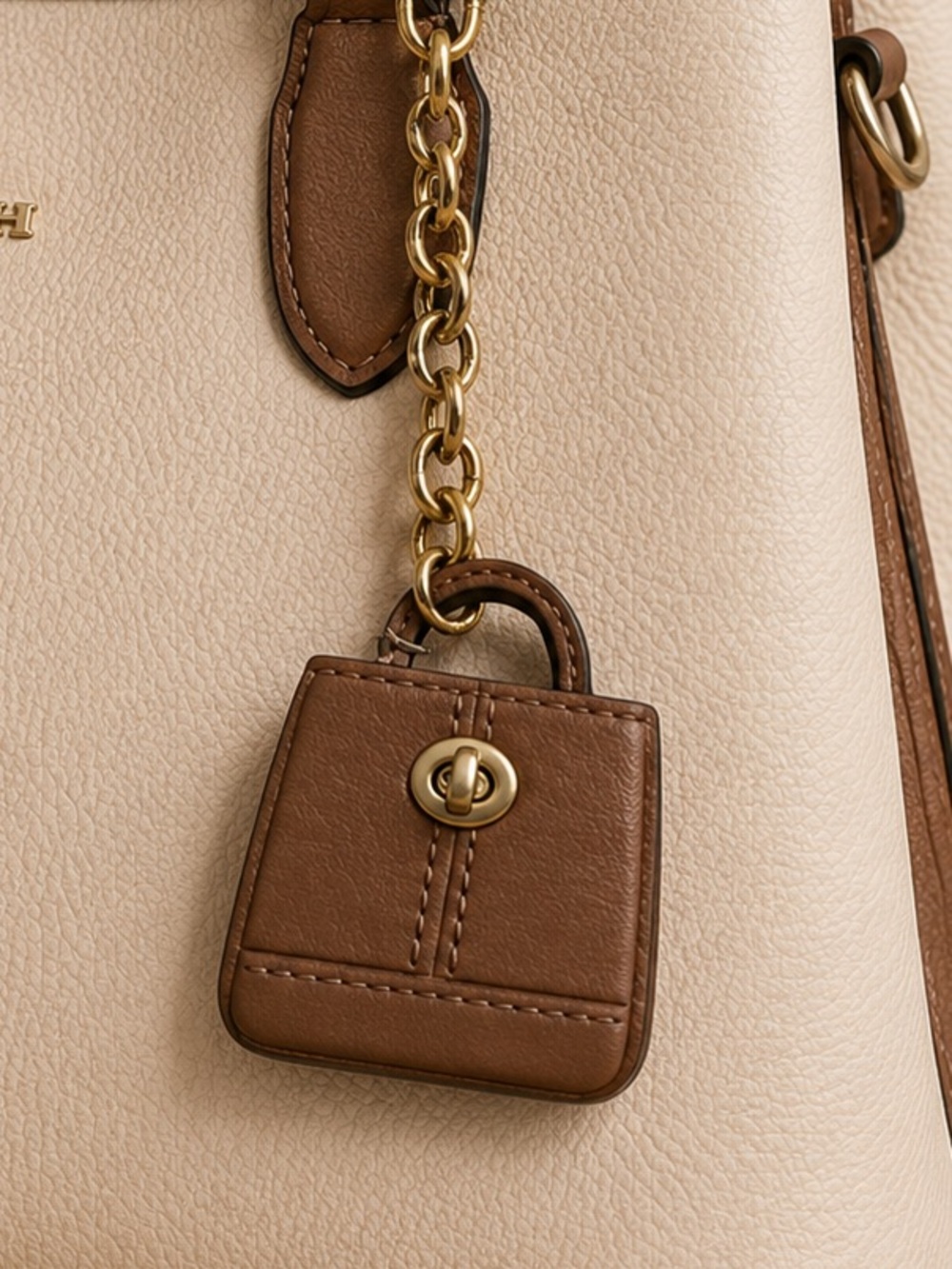 Coach Brown Leather Mini Tote Bag
Keychain Fob Bag Charm